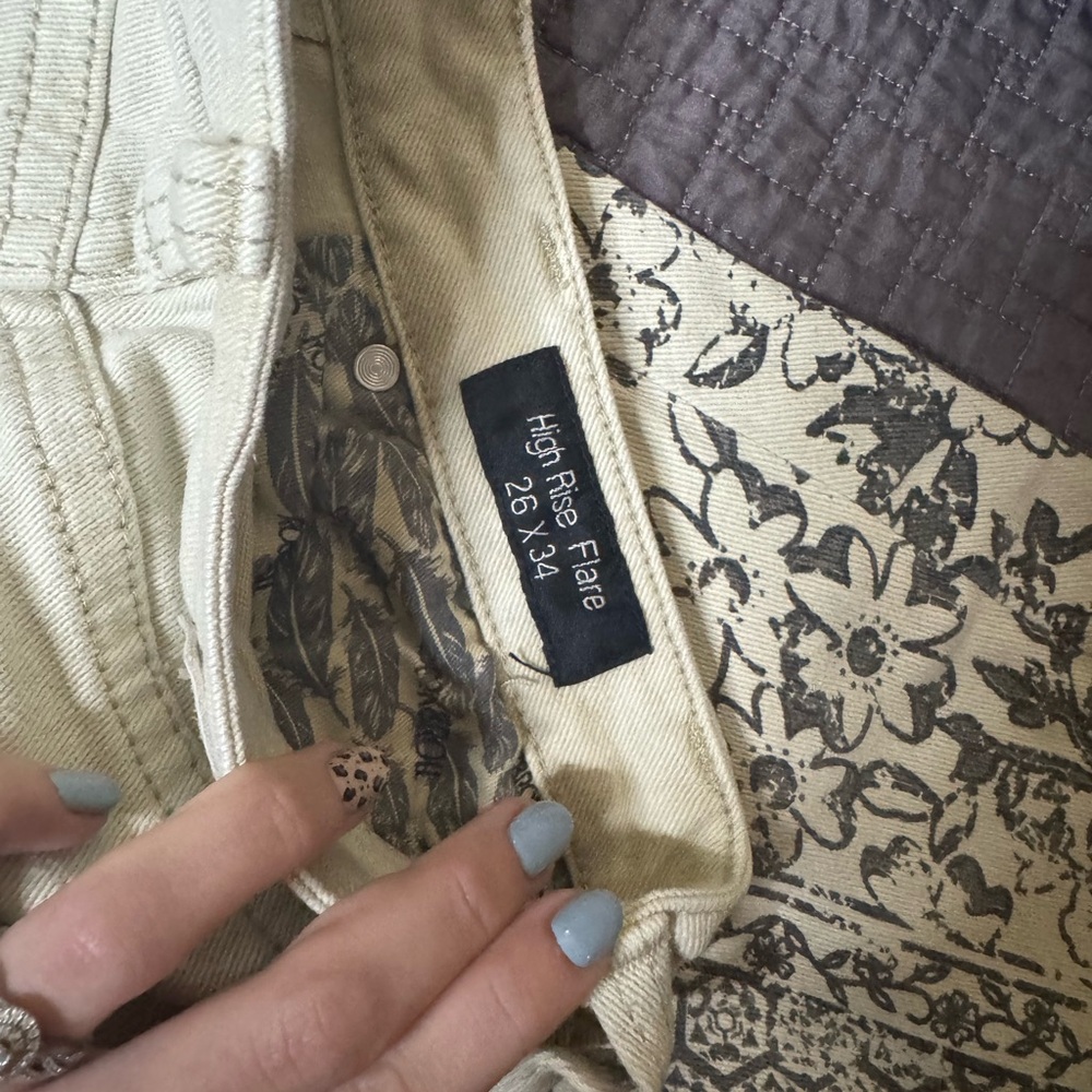 Rock & Roll Cowgirl Cream Jeans - Picture 5 of 5